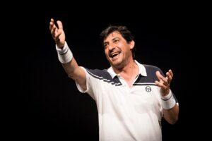 Emilio Solfrizzi protagonista a teatro di "Roger"