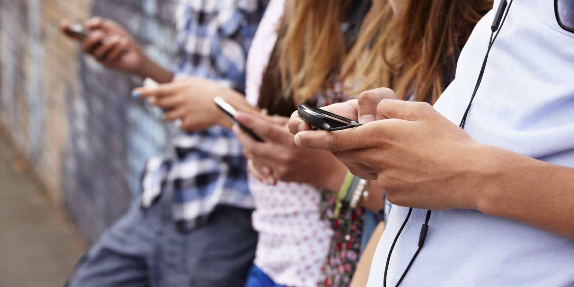 Smartphone, lo strumento che ha cambiato la vita dei ragazzi