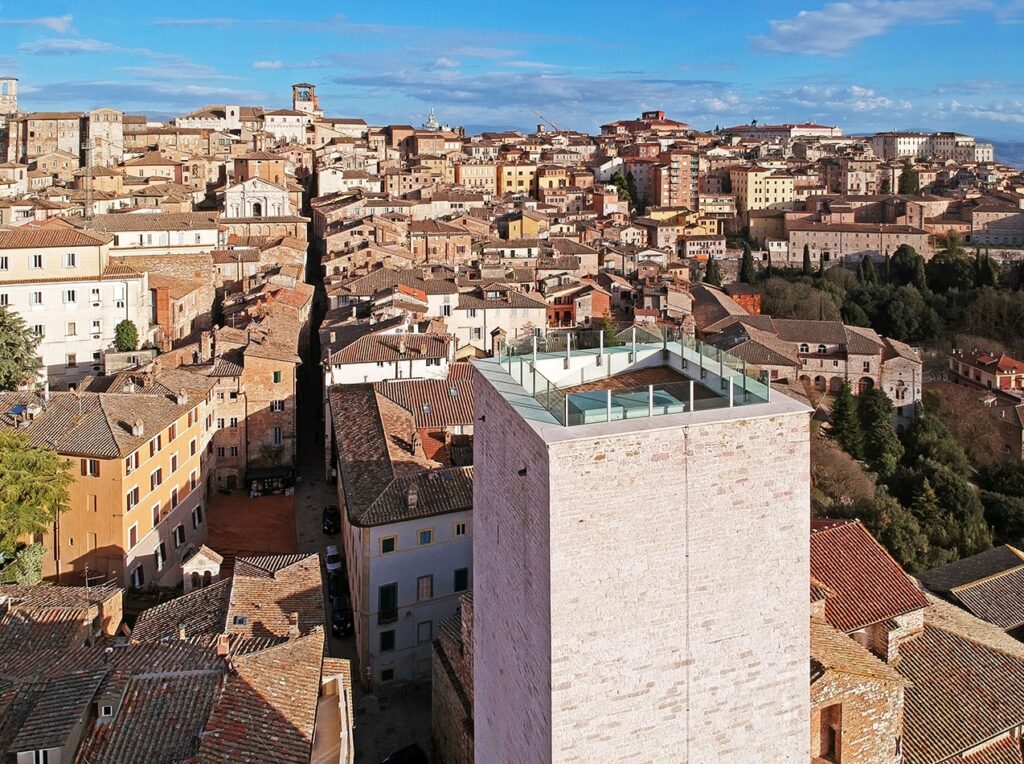 Dal 27 giugno alla Torre degli Sciri la mostra “Inclusione in progress”