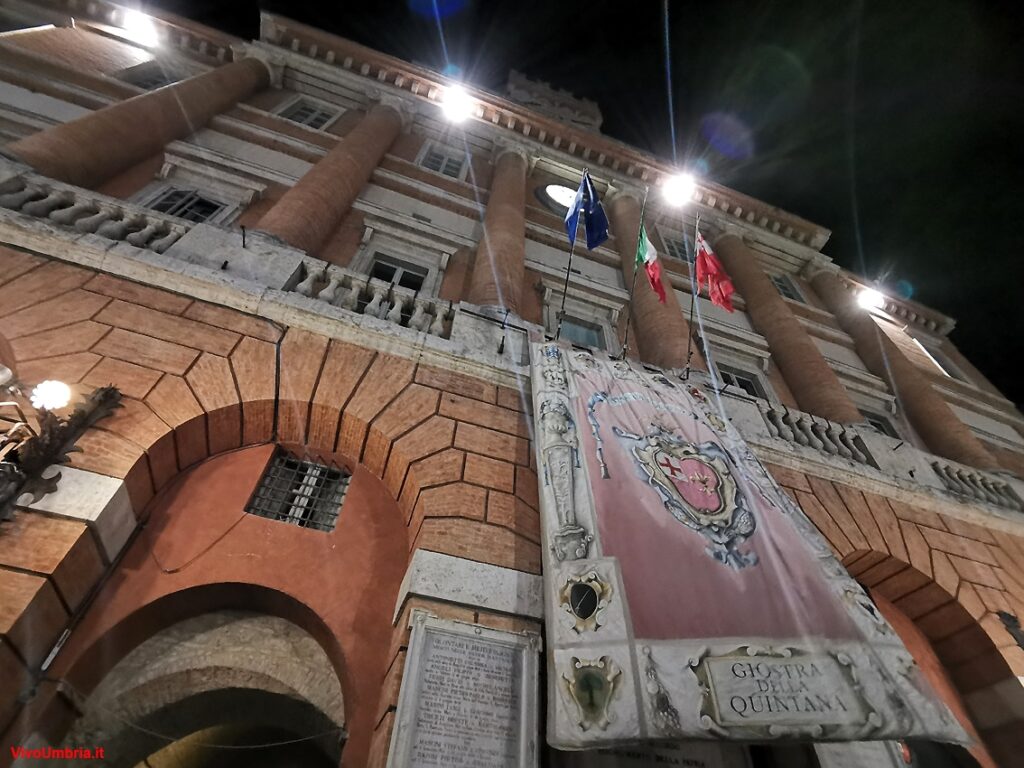 Il Palazzo Comunale di Foligno