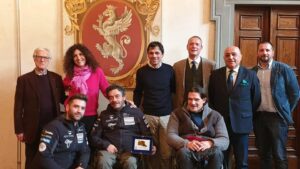 Il pilota disabile Gianluca Tassi premiato dal Comune di Perugia