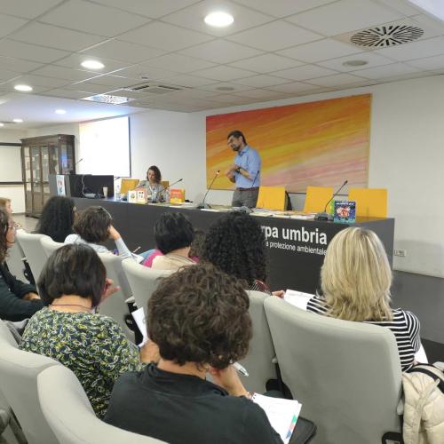 La prima lezione del corso di formazione LeggiAMO, con il prof. Federico Batini (Unipg)