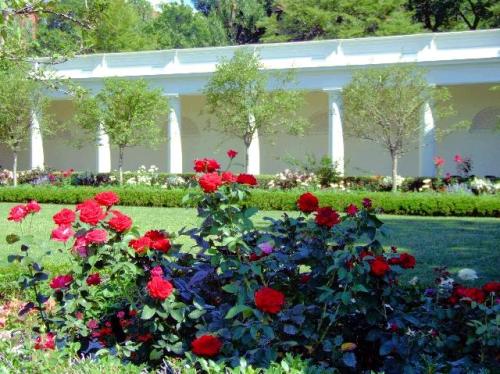 Rose Garden West Col